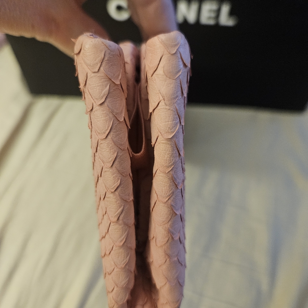 Chanel Python Clutch Pink ~ Comes With Box, Dust … - image 7